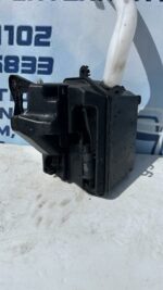 VW GENUINE T7 WASHER BOTTLE AND FILLER NECK 2024-